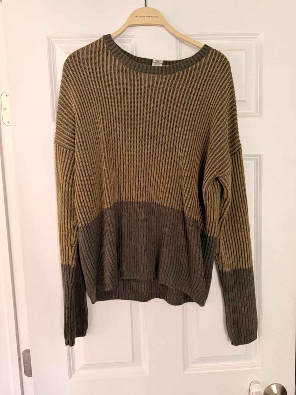 Max Studio Olive and Dark Green Two-Tone Ribbed Crewneck Sweater